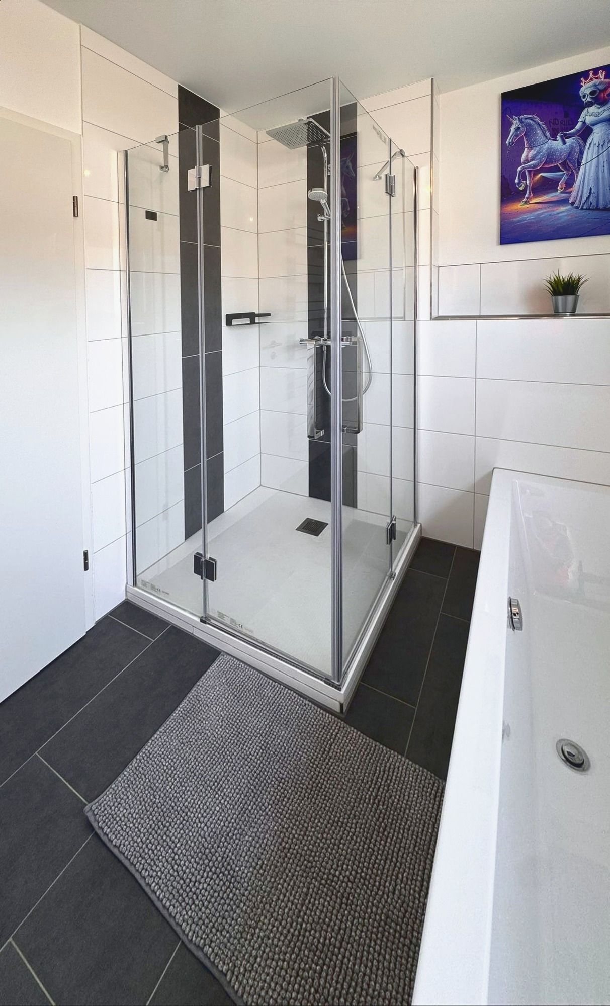 Dusche mit Glaswand
