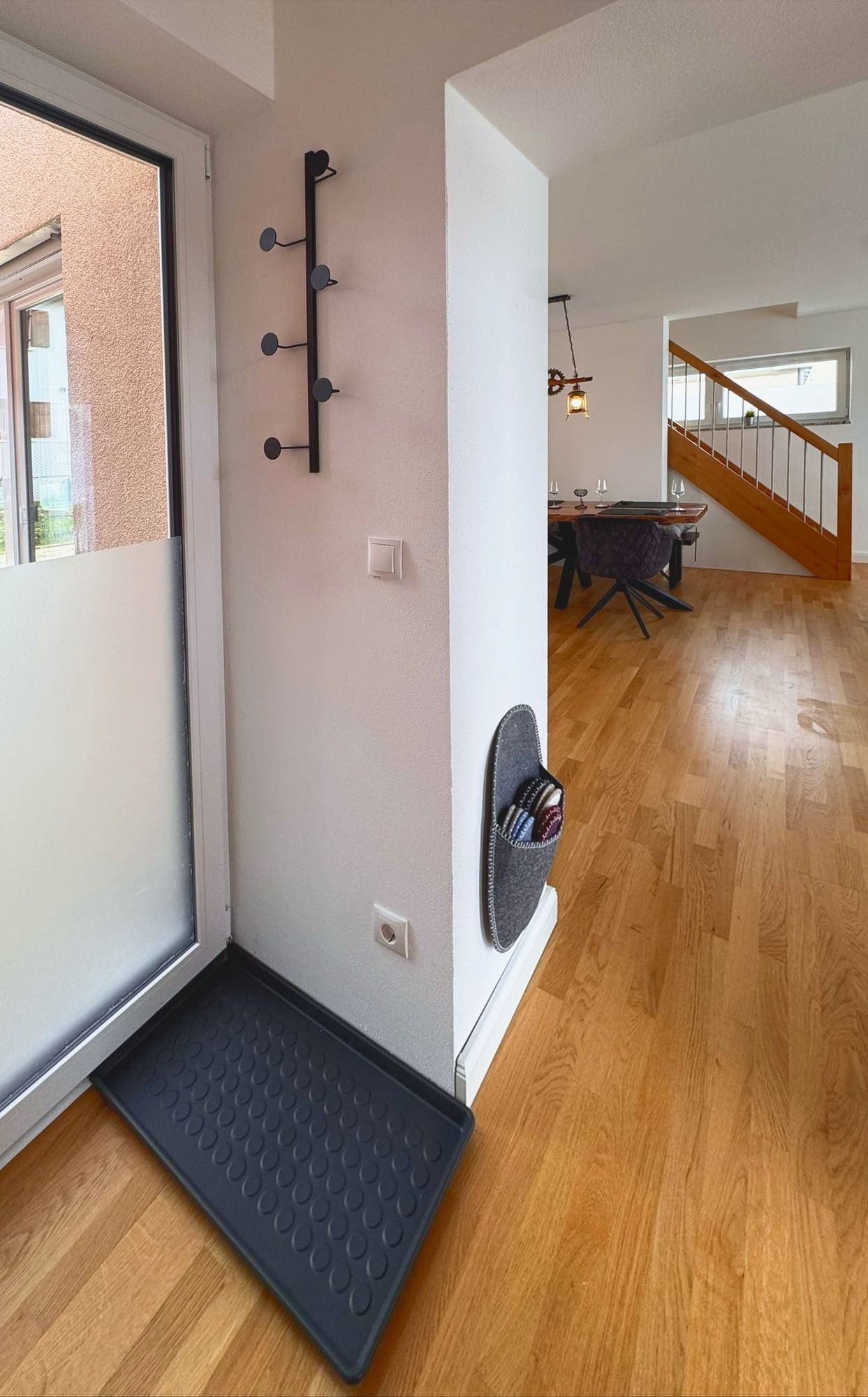 Eingang mit Garderobe